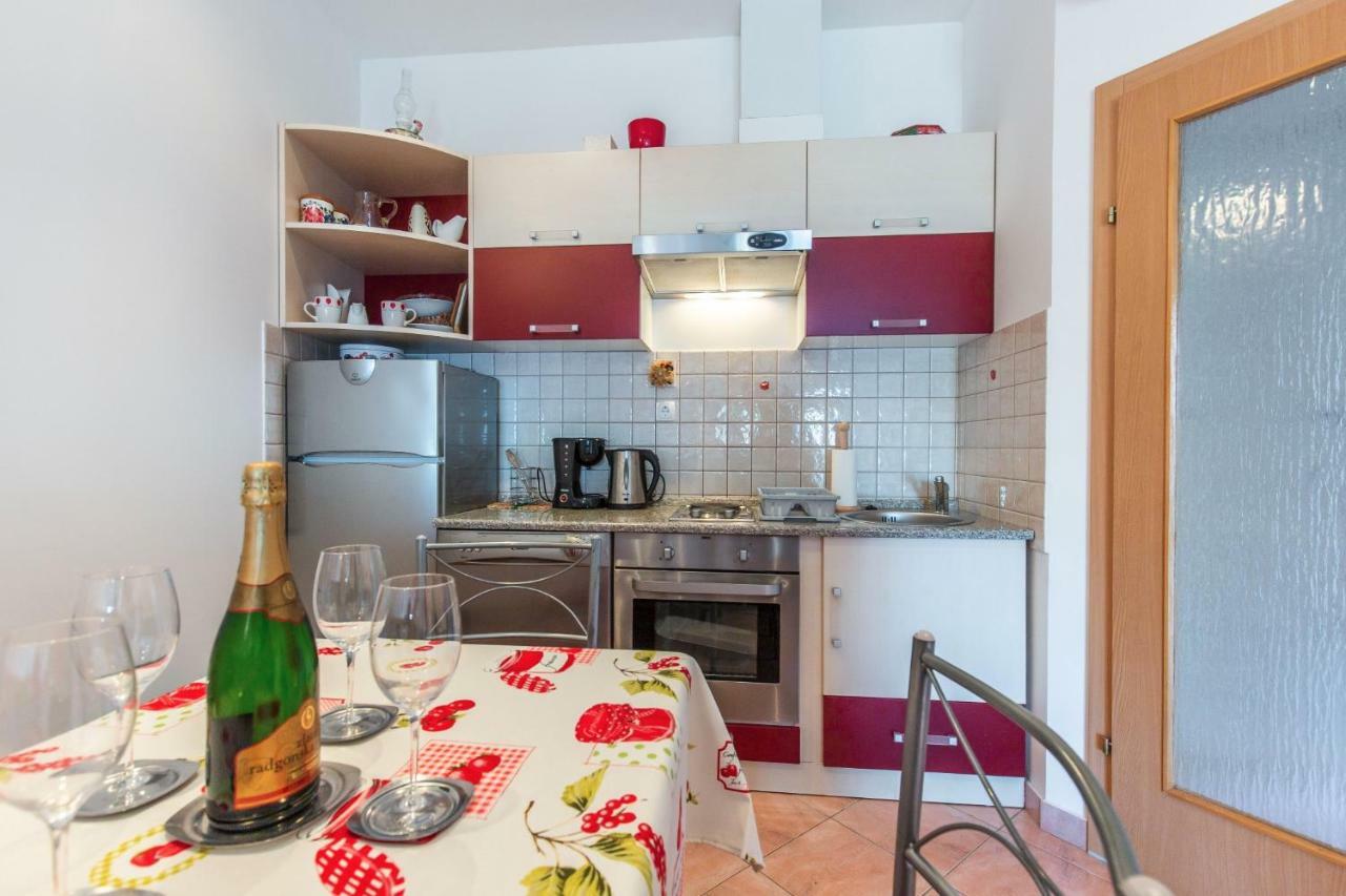 Apartment Jasna With Breathtaking Sea View, Terrace And Free Parking Hreljin Bagian luar foto